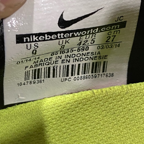 Nike Mercurial Soccer Indoor Size US9 - Picture 6 of 6
